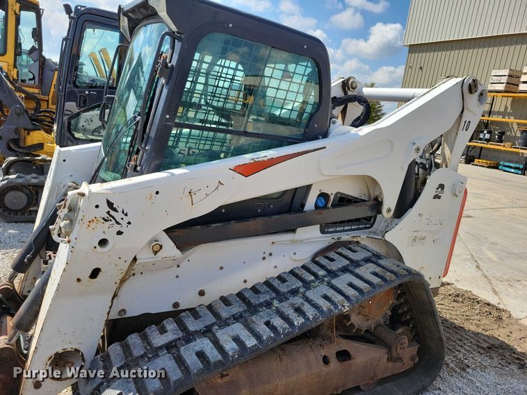 image for item DX7458 2021 Bobcat T870 tracked skid steer loader