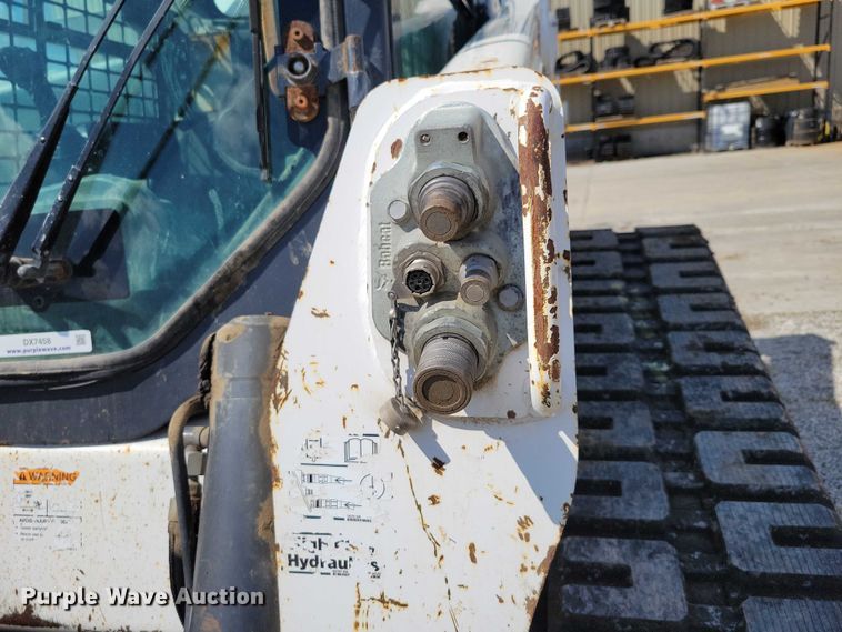 image for item DX7458 2021 Bobcat T870 tracked skid steer loader