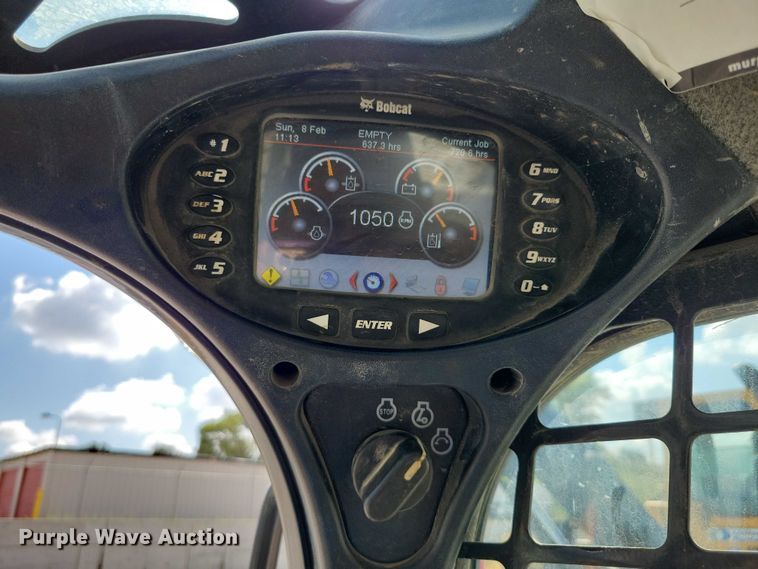 image for item DX7458 2021 Bobcat T870 tracked skid steer loader