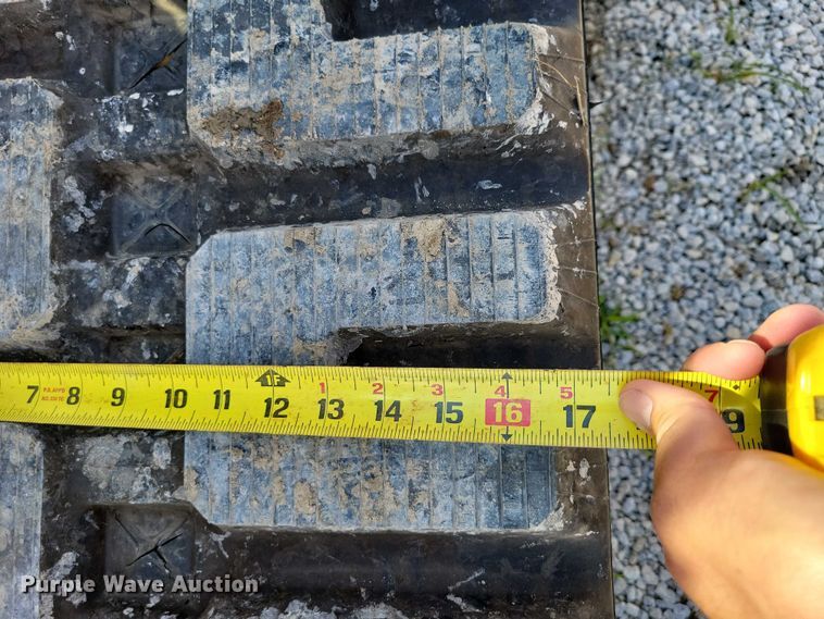 image for item DX7458 2021 Bobcat T870 tracked skid steer loader