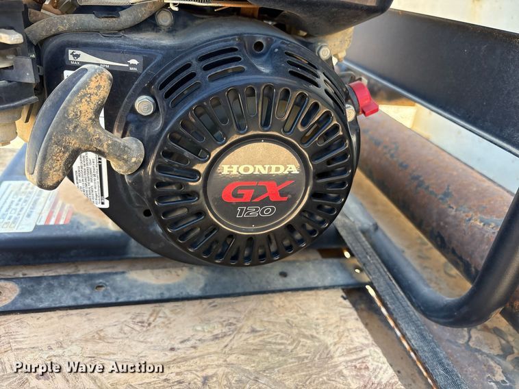 image for item DY0853 1994 Ford LA9000 water truck