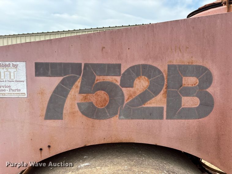 image for item DY0945 1990 Case 752B double drum vibratory roller