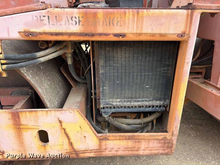 image for item DY0945 1990 Case 752B double drum vibratory roller