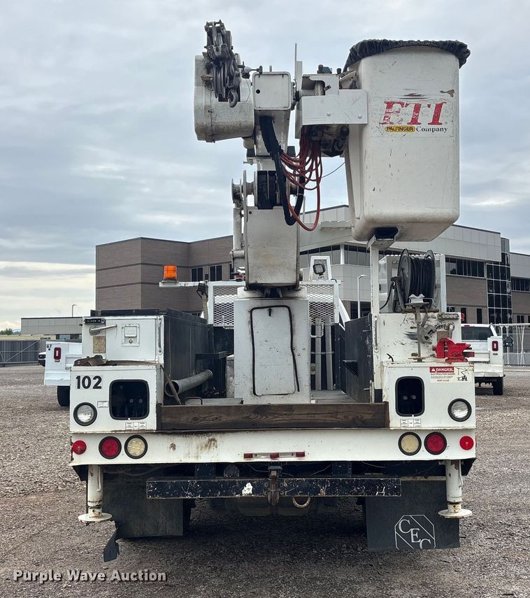 image for item DY0949 2013 Dodge Ram 5500 bucket truck