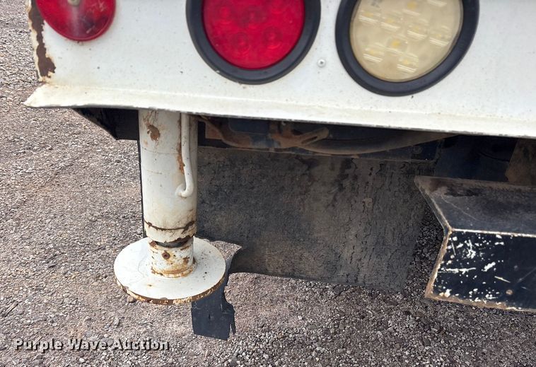 image for item DY0949 2013 Dodge Ram 5500 bucket truck