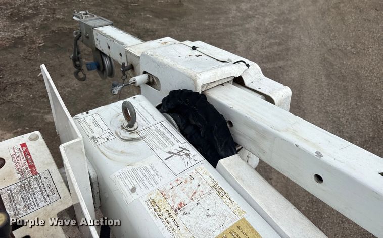 image for item DY0949 2013 Dodge Ram 5500 bucket truck