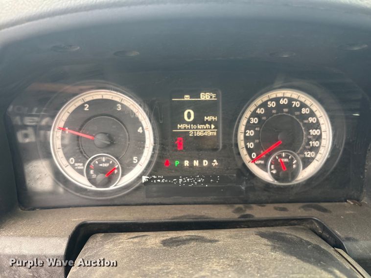 image for item DY0949 2013 Dodge Ram 5500 bucket truck