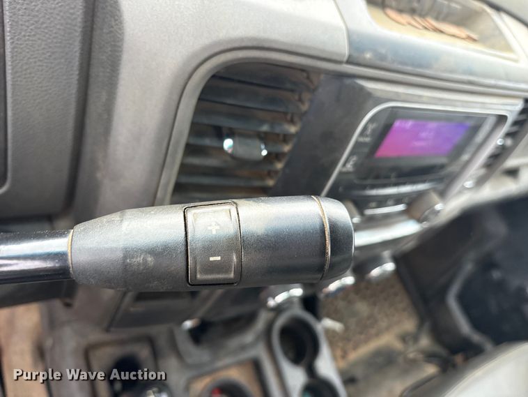 image for item DY0949 2013 Dodge Ram 5500 bucket truck