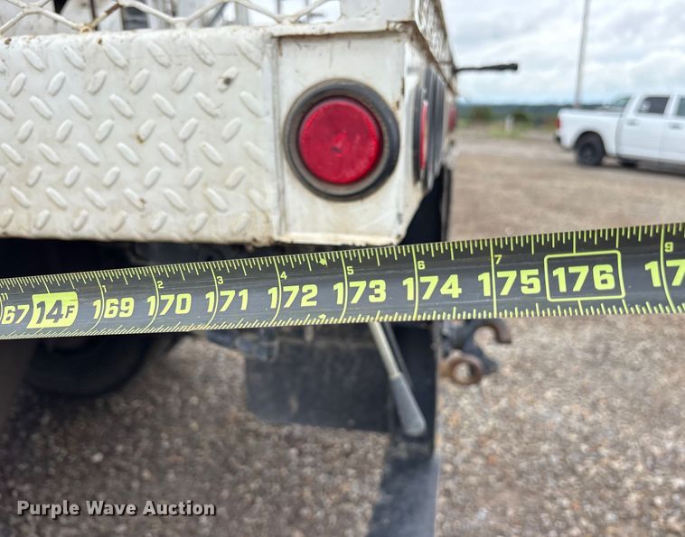 image for item DY0952 2018 International 7500 Bucket truck