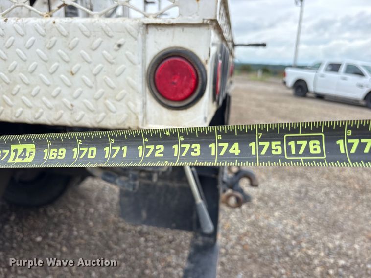 image for item DY0952 2018 International 7500 Bucket truck