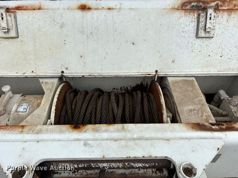 image for item DY0952 2018 International 7500 Bucket truck