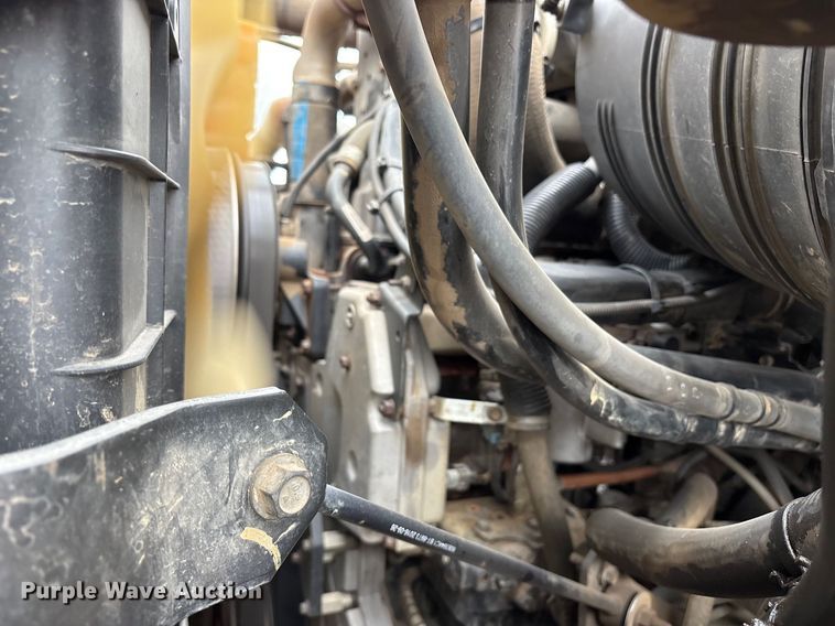 image for item DY0952 2018 International 7500 Bucket truck