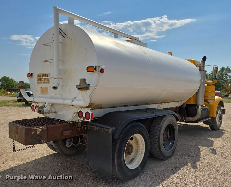 image for item DY1116 1978 Kenworth W900 water truck