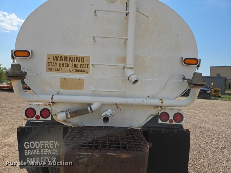 image for item DY1116 1978 Kenworth W900 water truck