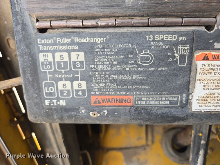 image for item DY1116 1978 Kenworth W900 water truck