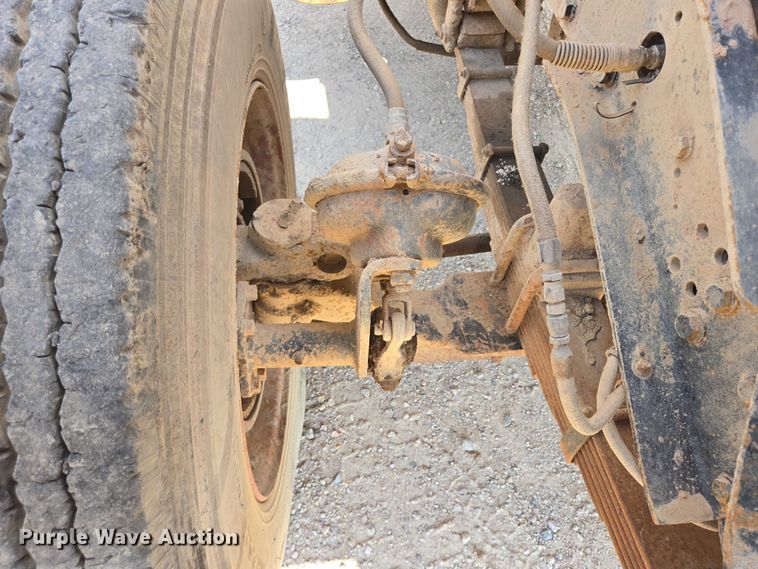 image for item DY1116 1978 Kenworth W900 water truck