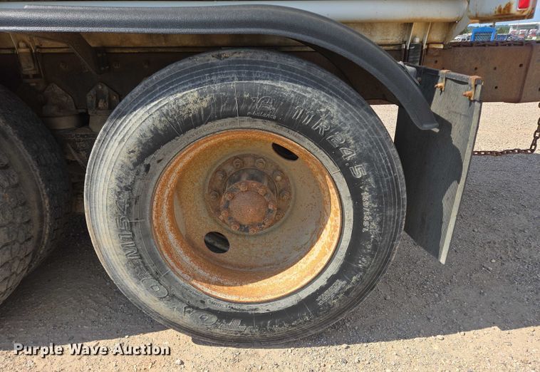 image for item DY1116 1978 Kenworth W900 water truck