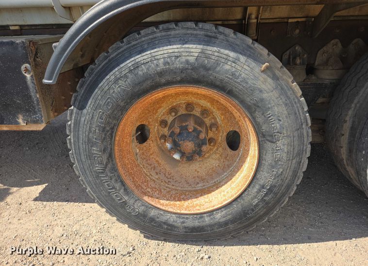 image for item DY1116 1978 Kenworth W900 water truck