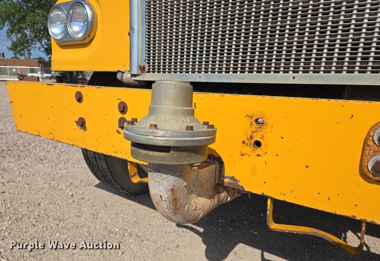 image for item DY1117 1978 Kenworth W900 water truck