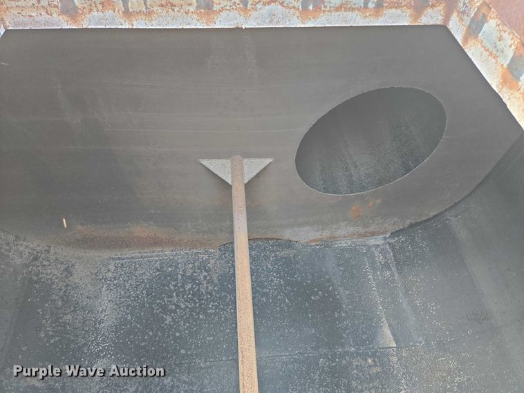 image for item DY1117 1978 Kenworth W900 water truck