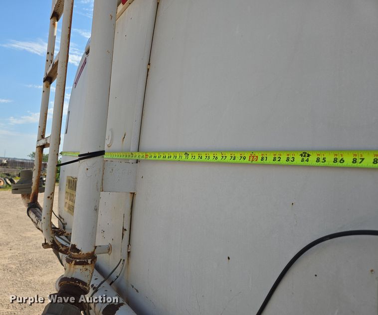 image for item DY1117 1978 Kenworth W900 water truck