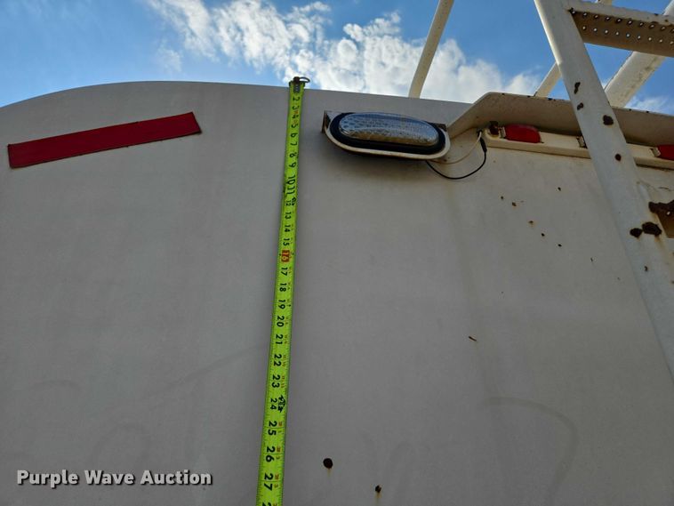 image for item DY1117 1978 Kenworth W900 water truck