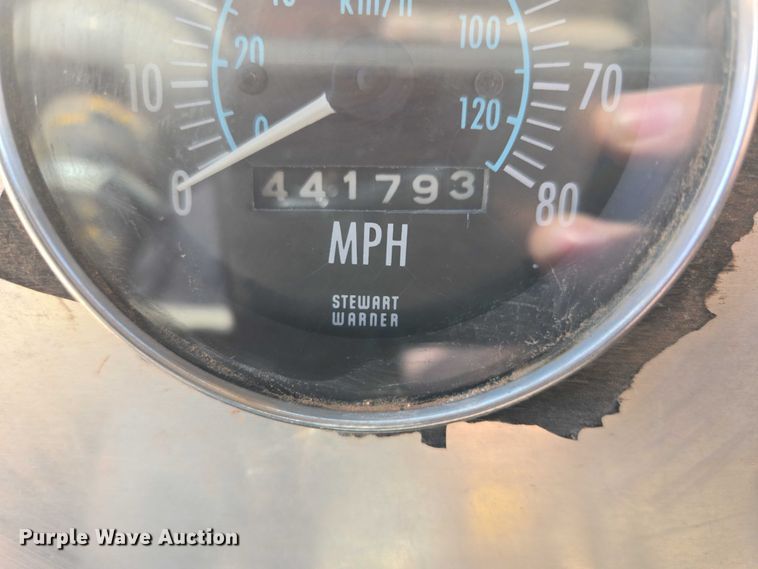 image for item DY1117 1978 Kenworth W900 water truck