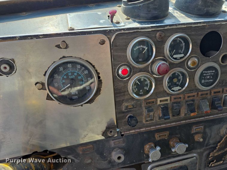 image for item DY1117 1978 Kenworth W900 water truck