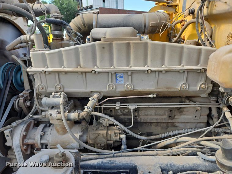 image for item DY1117 1978 Kenworth W900 water truck