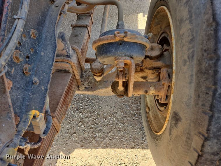 image for item DY1117 1978 Kenworth W900 water truck