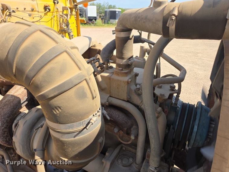 image for item DY1117 1978 Kenworth W900 water truck