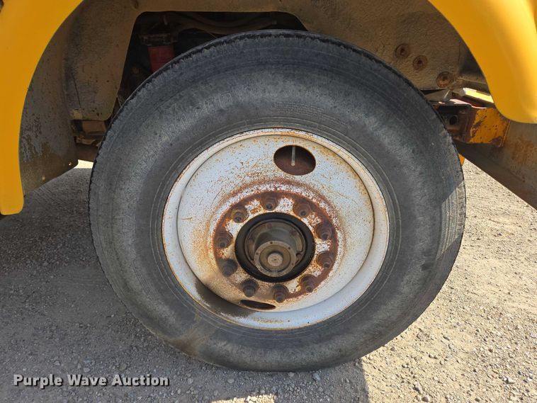 image for item DY1117 1978 Kenworth W900 water truck