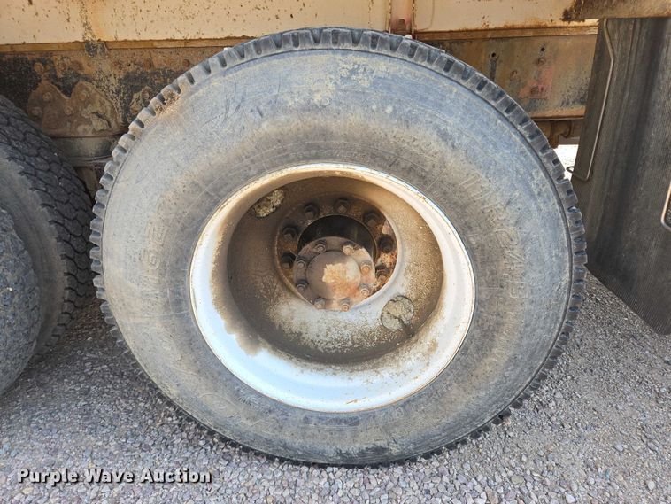 image for item DY1117 1978 Kenworth W900 water truck