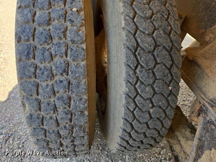 image for item DY1117 1978 Kenworth W900 water truck