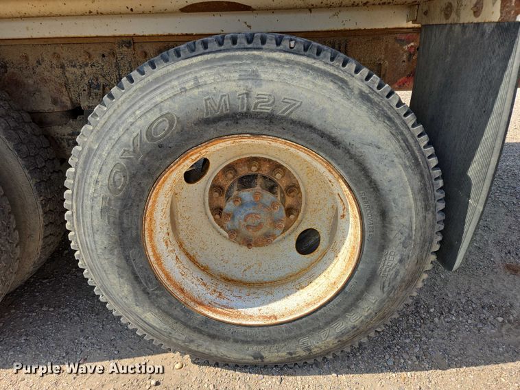 image for item DY1117 1978 Kenworth W900 water truck