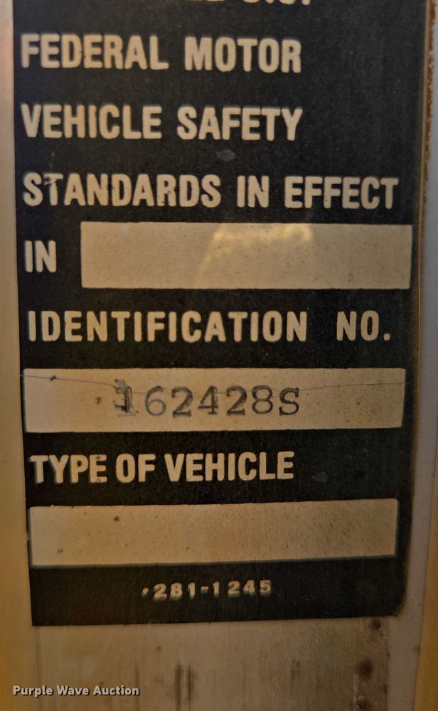 image for item DY1117 1978 Kenworth W900 water truck