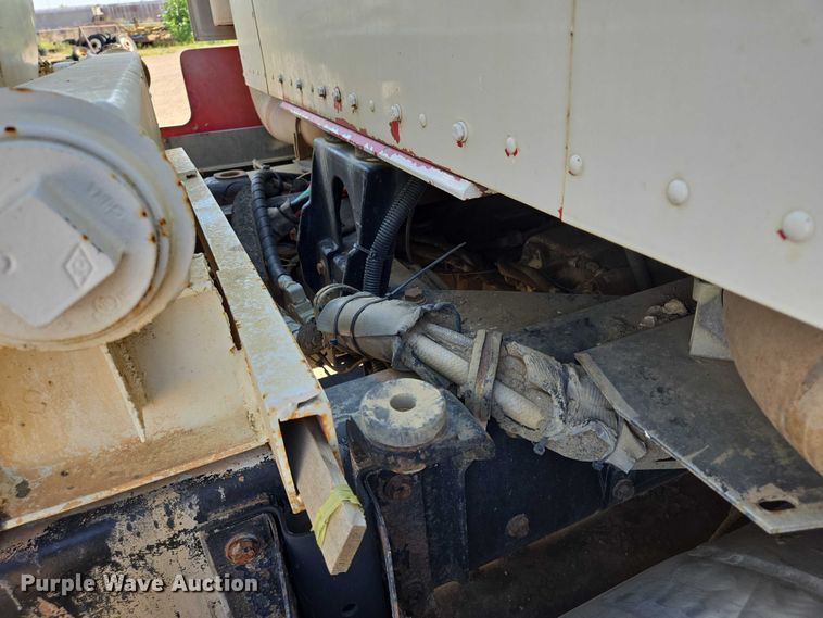 image for item DY1118 1994 Kenworth T600B water truck