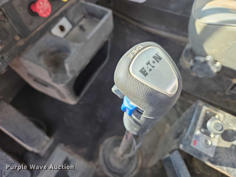 image for item DY1118 1994 Kenworth T600B water truck