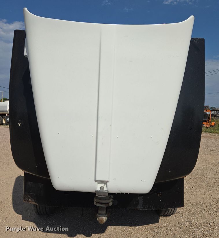 image for item DY1118 1994 Kenworth T600B water truck