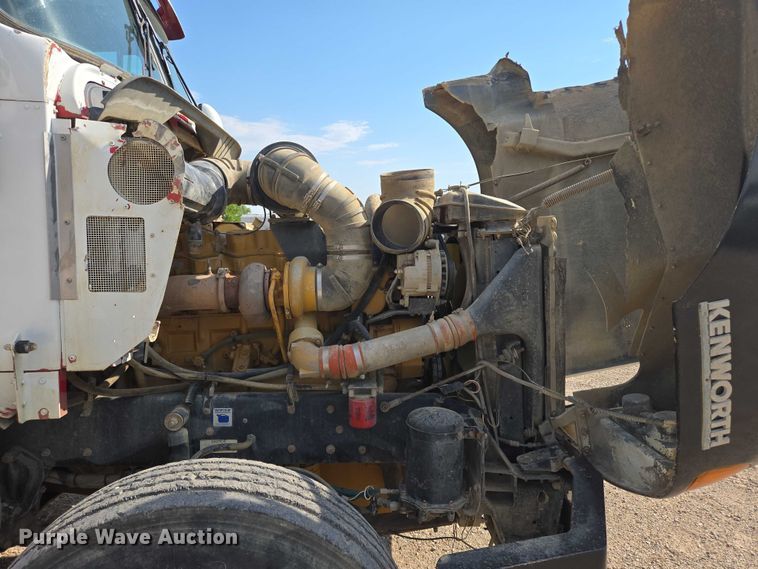 image for item DY1118 1994 Kenworth T600B water truck