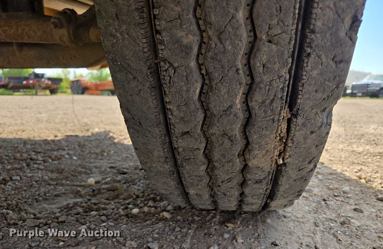 image for item DY1118 1994 Kenworth T600B water truck