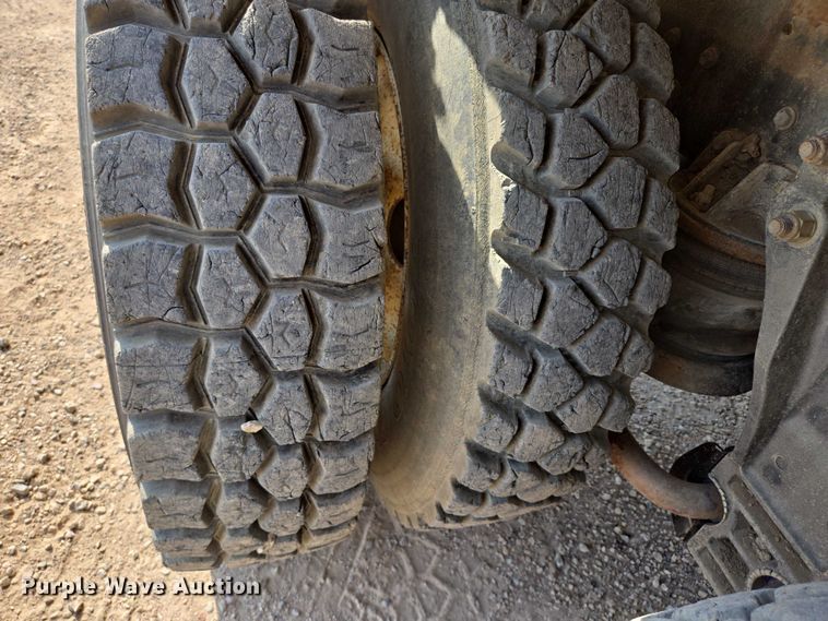 image for item DY1118 1994 Kenworth T600B water truck