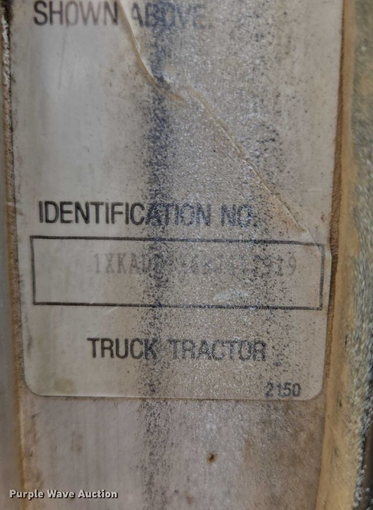 image for item DY1118 1994 Kenworth T600B water truck