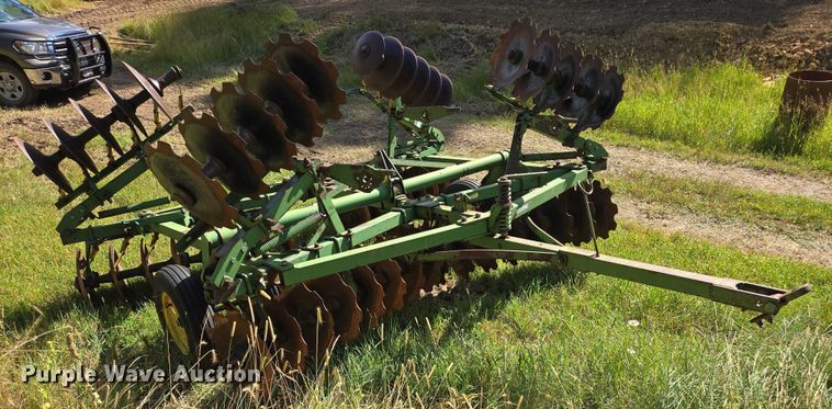 image for item DY1120 John Deere H1110 tandem disk