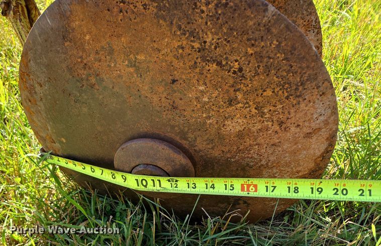 image for item DY1120 John Deere H1110 tandem disk