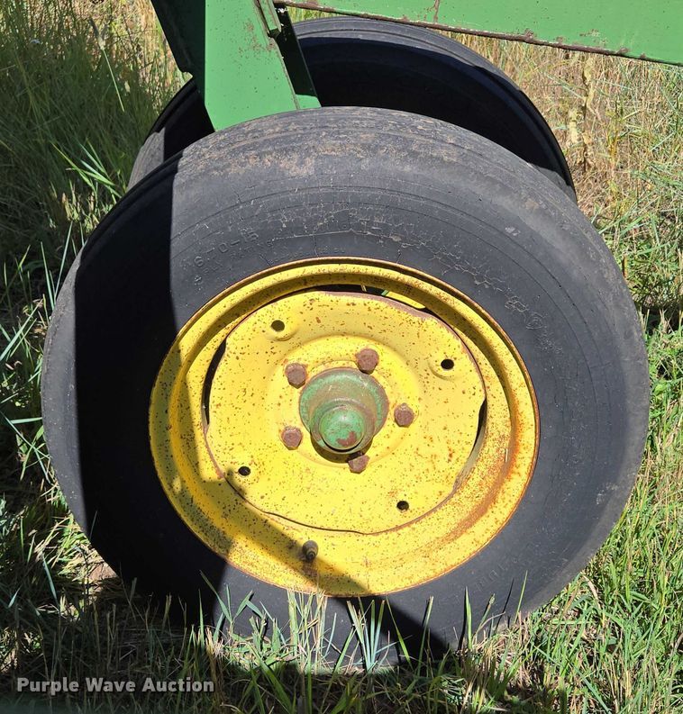 image for item DY1120 John Deere H1110 tandem disk