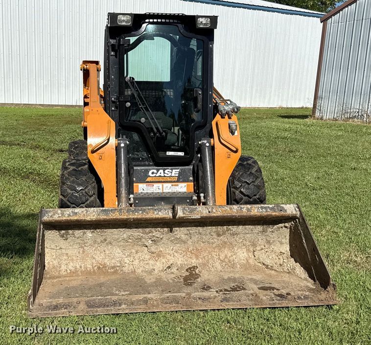 image for item DZ4220 2017 Case SR240 skid steer loader