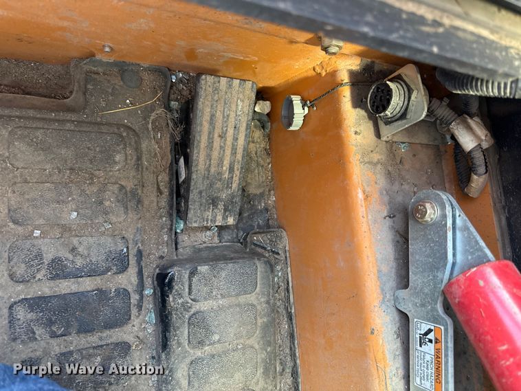 image for item DZ4220 2017 Case SR240 skid steer loader