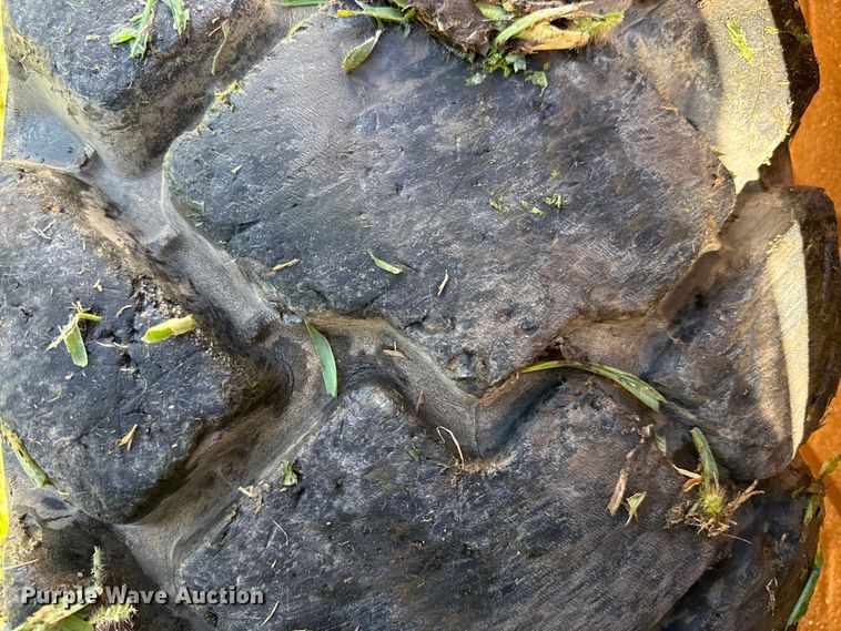 image for item DZ4220 2017 Case SR240 skid steer loader