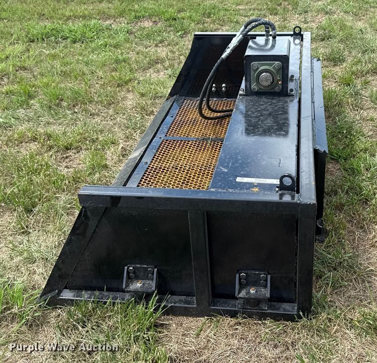 image for item DZ4223 2025 Future FT-VB59 skid steer screening bucket